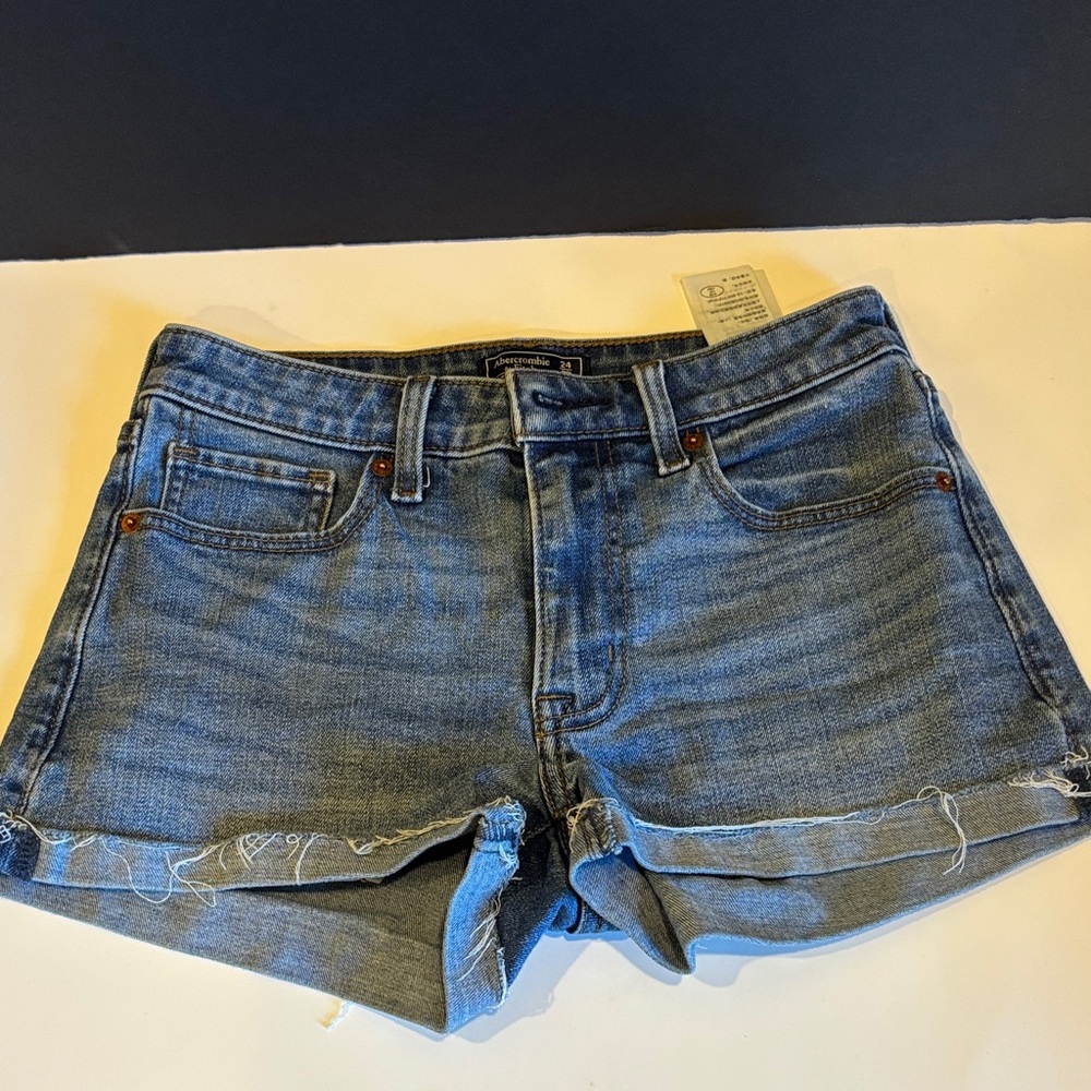 Abercrombie & Fitch Classic Denim Shorts